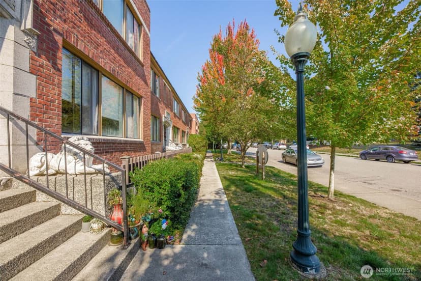 Property photo for 2120 Highland Ave Avenue #301, Everett photo 20