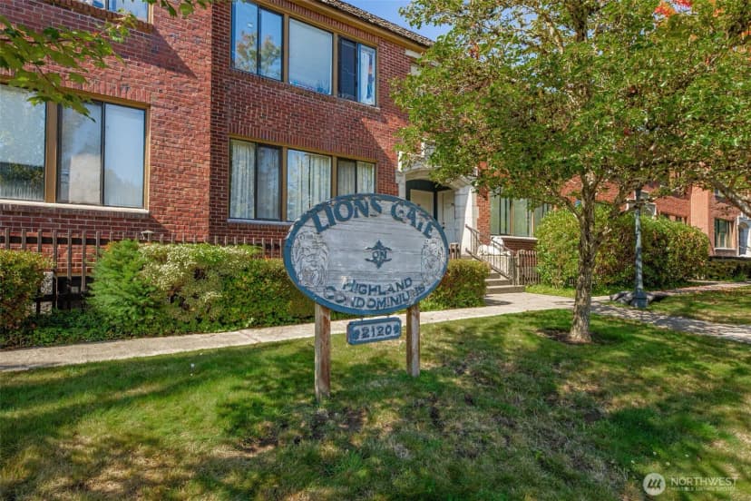 Property photo for 2120 Highland Ave Avenue #301, Everett photo 18