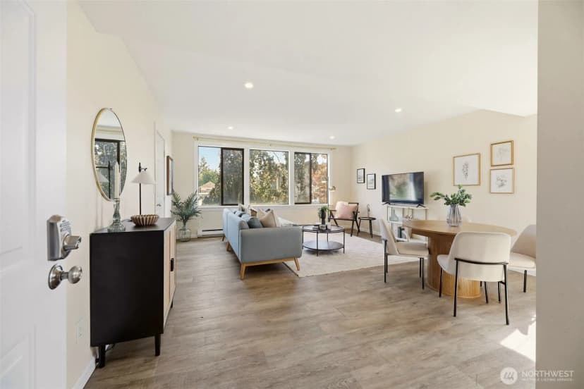 Property photo for 2120 Highland Ave Avenue #301, Everett photo 6