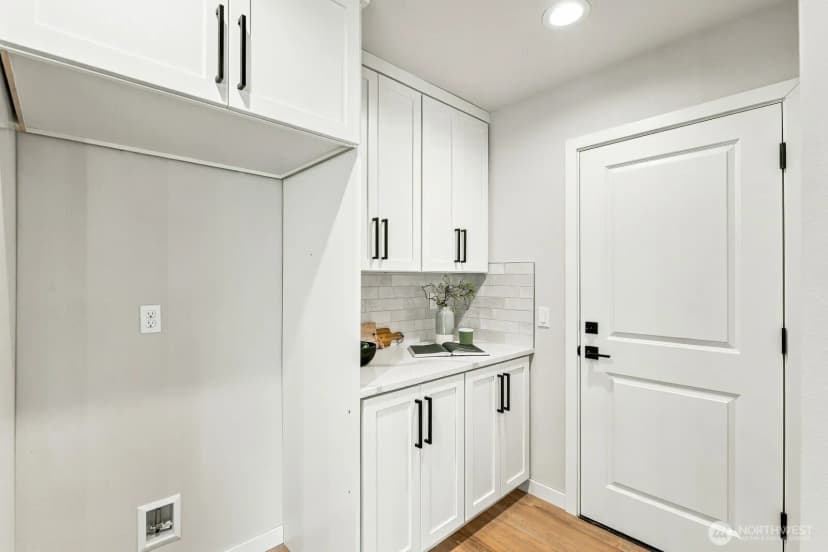 Property photo for 1414 126th Street Se #b, Everett photo 6