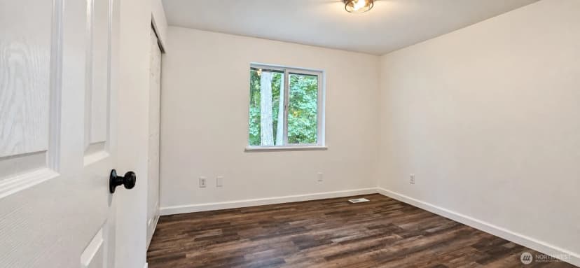 Property photo for 9008 138th Street E, Puyallup photo 29