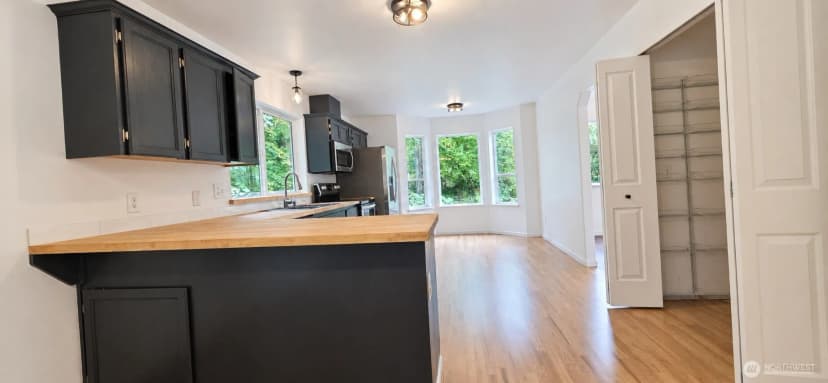 Property photo for 9008 138th Street E, Puyallup photo 10