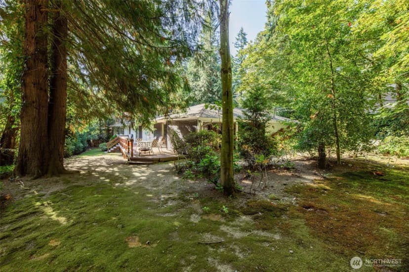 Property photo for 12832 Holiday Drive Ne, Kirkland photo 34