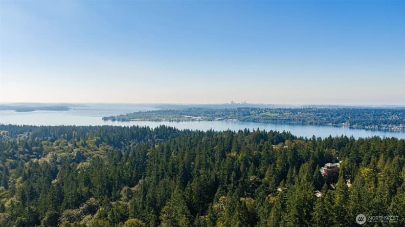 Property photo for 12832 Holiday Drive Ne, Kirkland photo 38