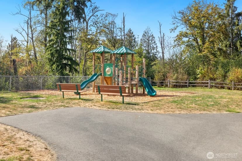Property photo for 2425 106th Drive Se, Lake Stevens photo 17