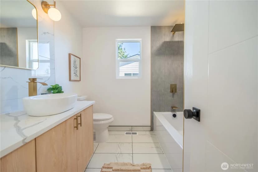 Property photo for 1101 Tule Lake Road S, Tacoma photo 31
