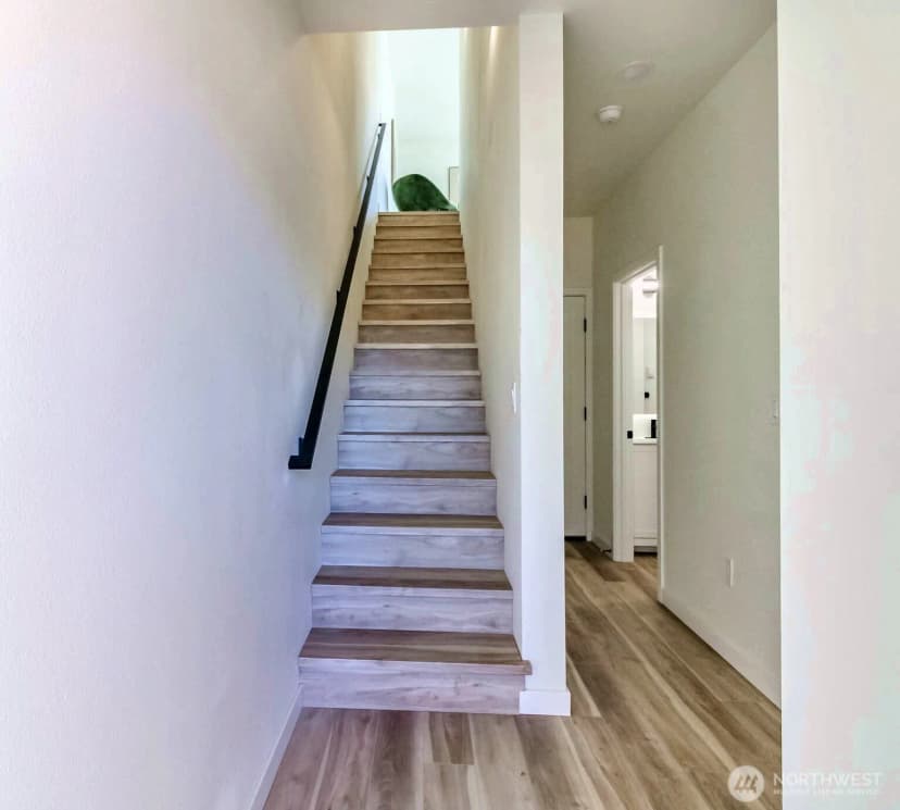 Property photo for 1717 S 17th Street #b, Tacoma photo 6