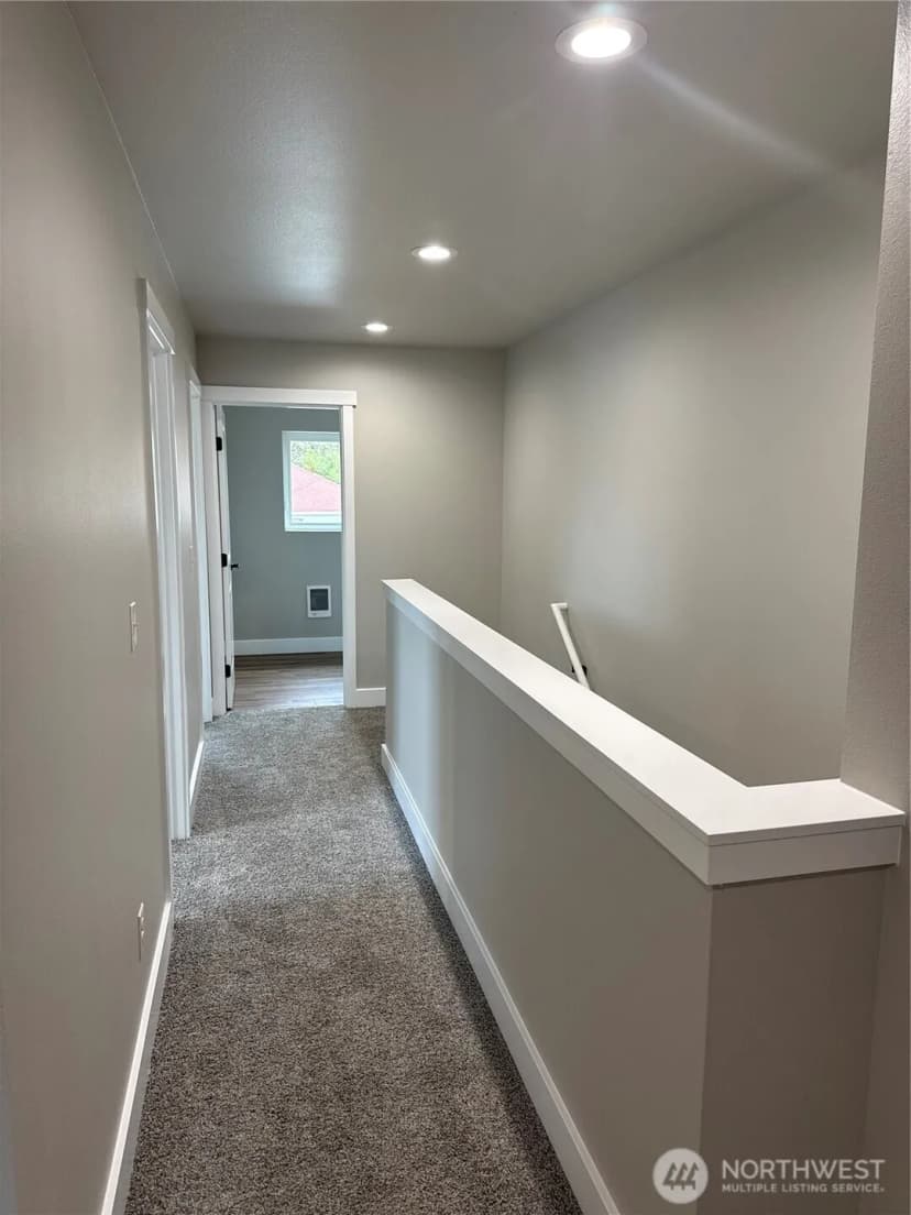 Property photo for 3711 W E Street, Bremerton photo 14