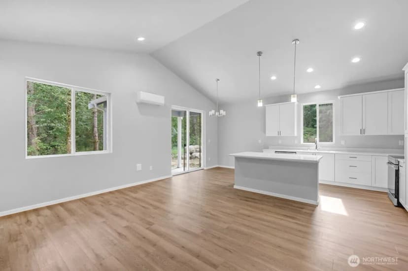 Property photo for 20425 44th Avenue Nw #1b, Stanwood photo 10