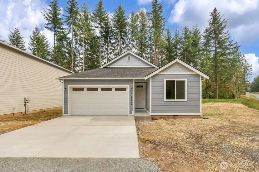 Property photo for 20425 44th Avenue Nw #1b, Stanwood photo 2