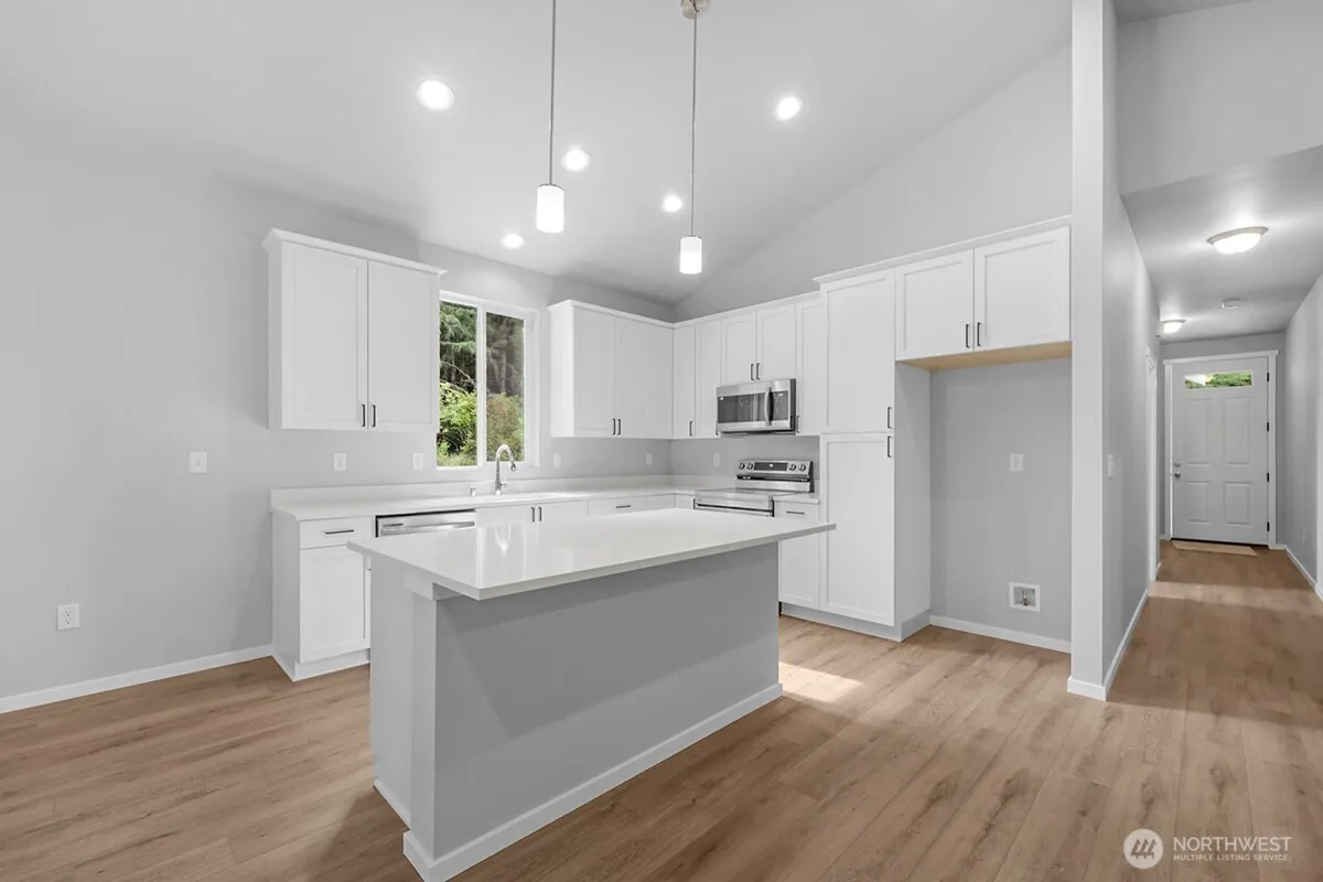 Property photo for 20425 44th Avenue Nw #1b, Stanwood photo 8