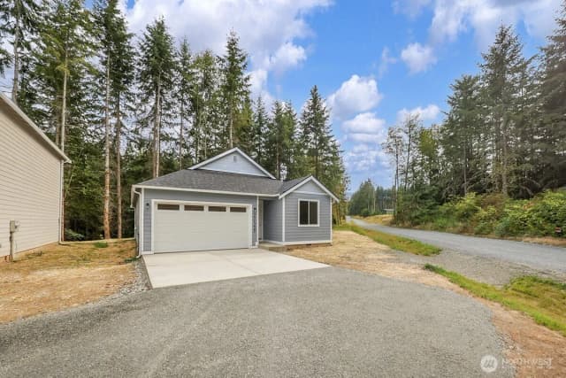Property photo for 20425 44th Avenue Nw #1b, Stanwood photo 3