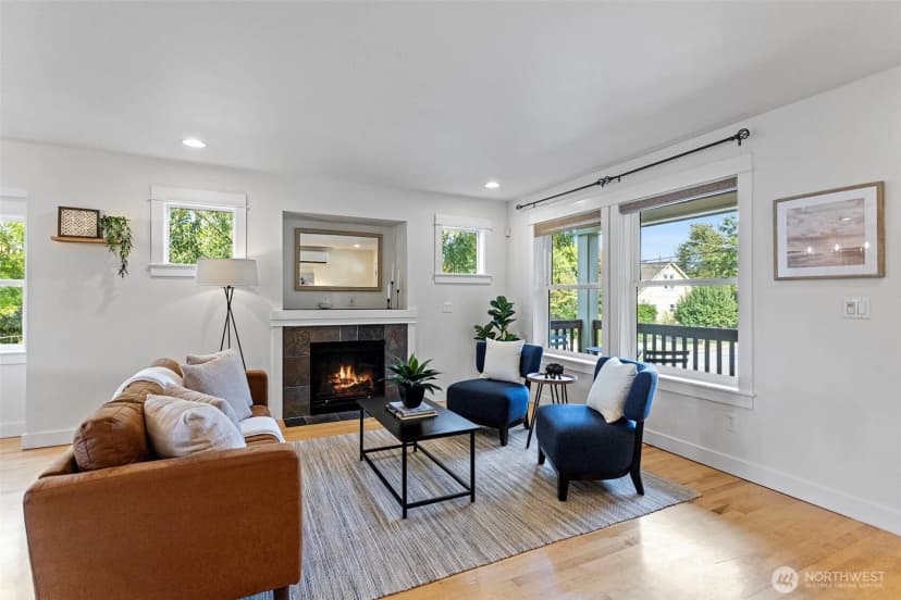 Property photo for 4501 39th Avenue S, Seattle photo 6
