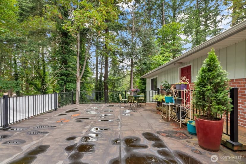 Property photo for 18929 Highway 99, Lynnwood photo 9