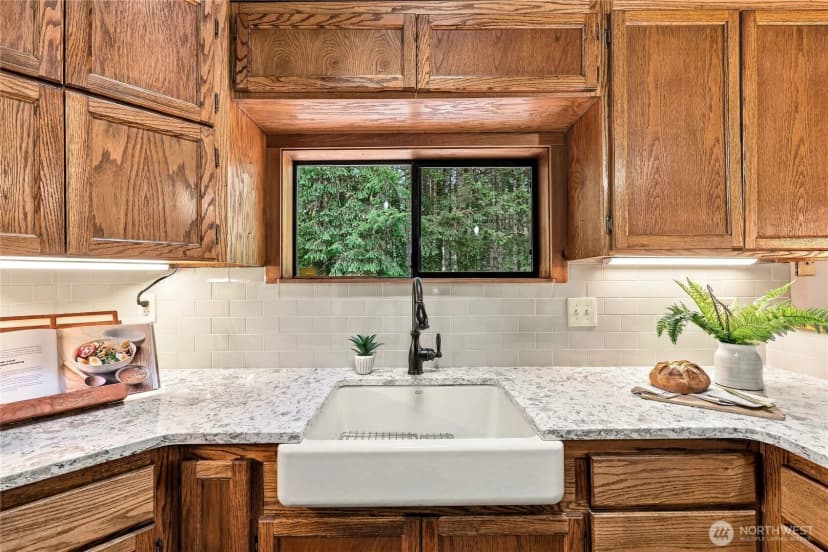 Property photo for 3191 Sw Hawk Ridge Way, Port Orchard photo 11