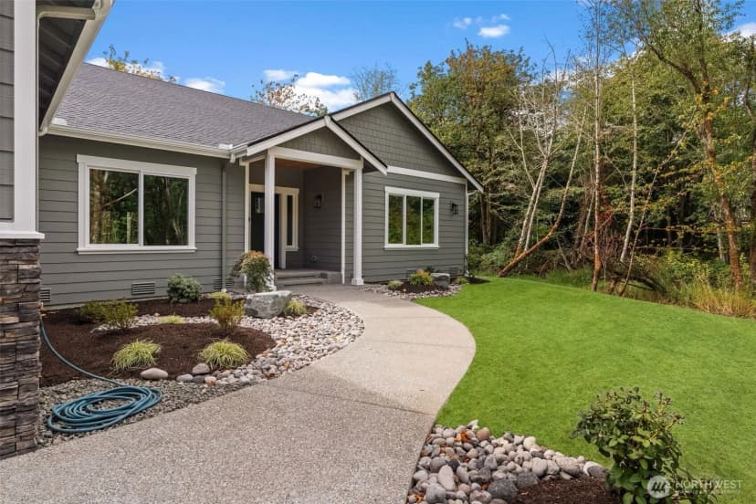 Property photo for 5320 Crane Avenue E, Port Orchard photo 3