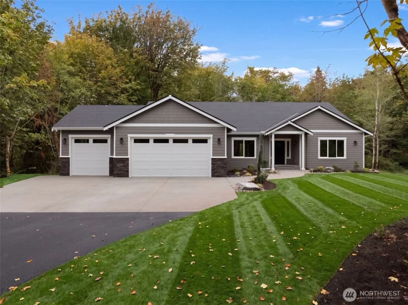 Property photo for 5320 Crane Avenue E, Port Orchard photo 2