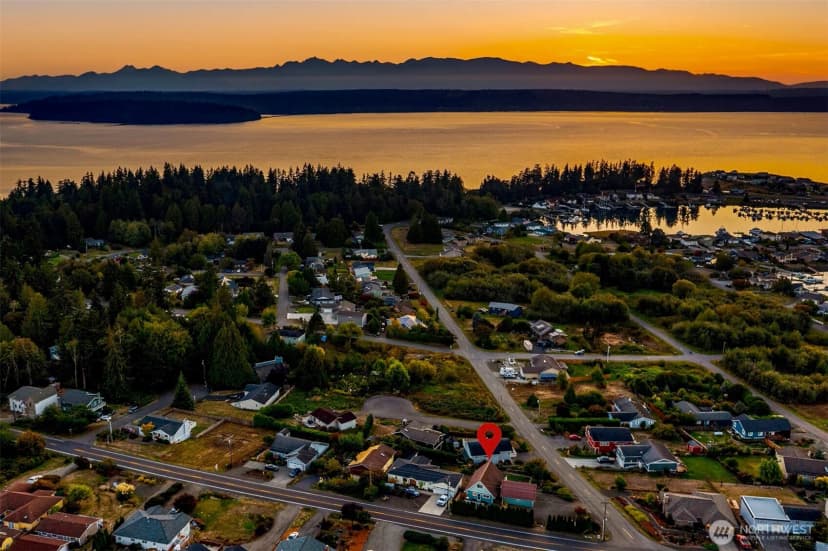 Property photo for 37569 Hood Canal Drive Ne, Hansville photo 5