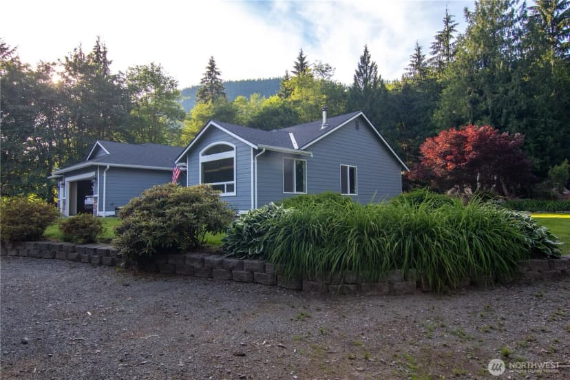 Property photo for 16617 Jim Creek Road, Arlington photo 22