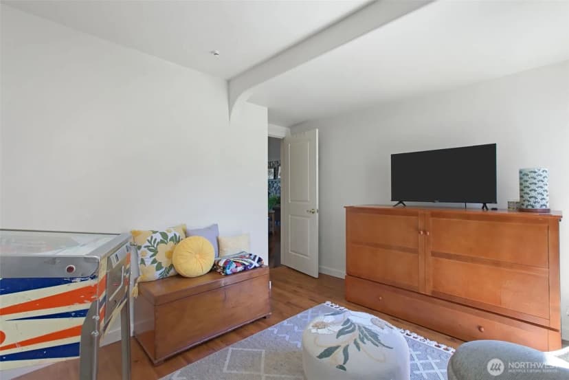 Property photo for 10903 Glen Acres Drive S #b, Seattle photo 25