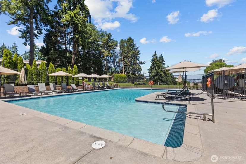 Property photo for 10903 Glen Acres Drive S #b, Seattle photo 32