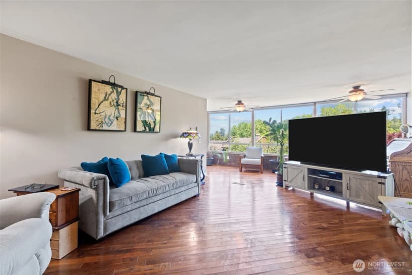 Property photo for 10903 Glen Acres Drive S #b, Seattle photo 6