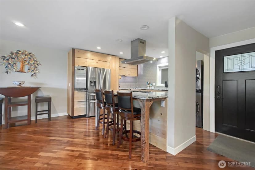 Property photo for 10903 Glen Acres Drive S #b, Seattle photo 13