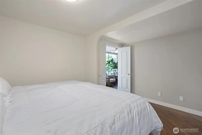 Property photo for 10903 Glen Acres Drive S #b, Seattle photo 19