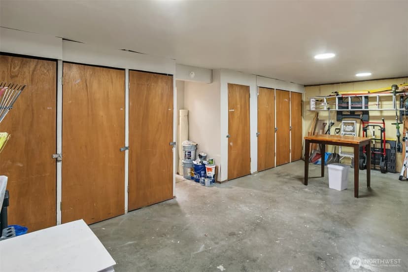Property photo for 2239 Yale Avenue E, Seattle photo 29