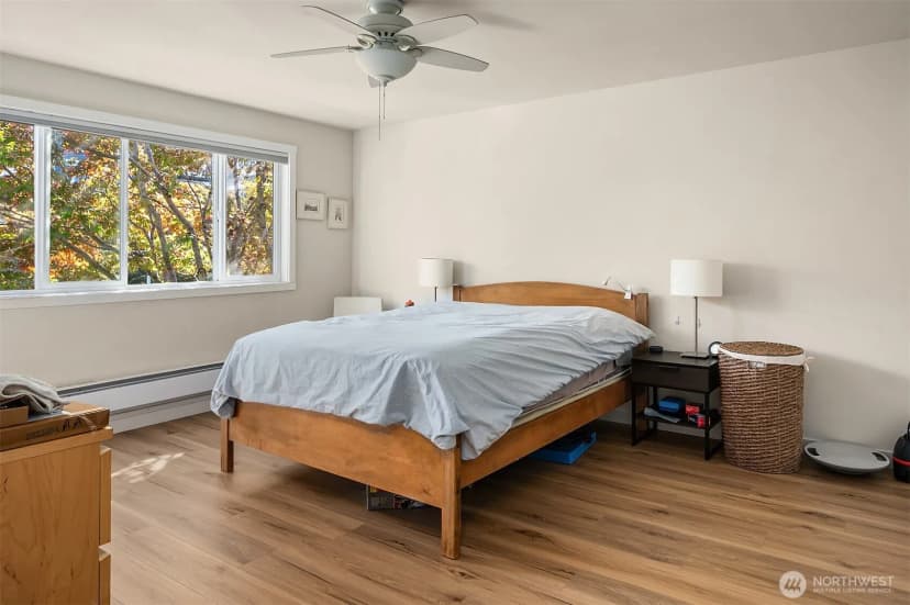Property photo for 2239 Yale Avenue E, Seattle photo 13