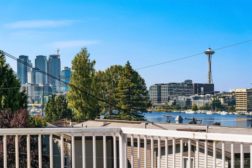 Property photo for 2239 Yale Avenue E, Seattle photo 31