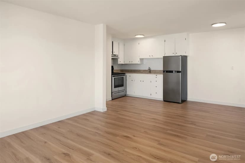 Property photo for 2239 Yale Avenue E, Seattle photo 25