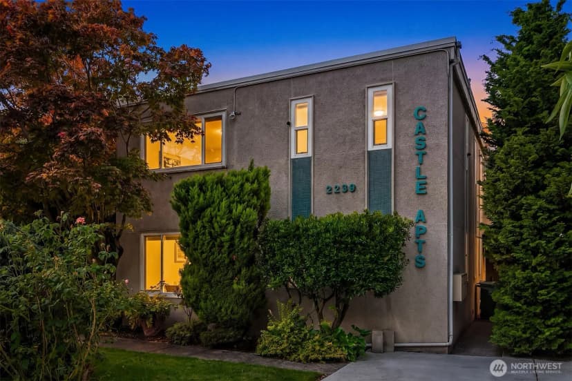 Property photo for 2239 Yale Avenue E, Seattle photo 40