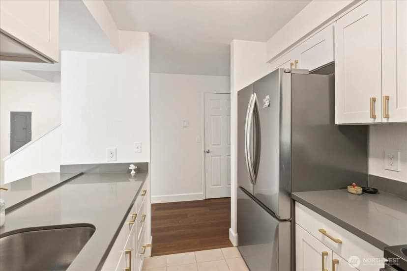 Property photo for 116 17th Avenue #d, Seattle photo 22