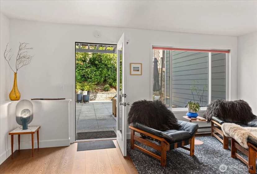 Property photo for 116 17th Avenue #d, Seattle photo 9
