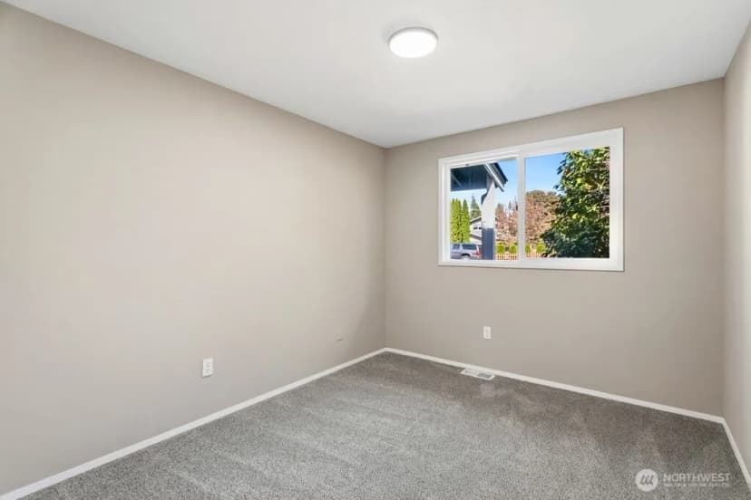 Property photo for 7914 206th Place Sw, Edmonds photo 19
