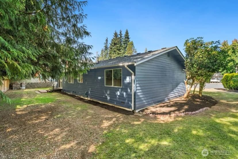 Property photo for 7914 206th Place Sw, Edmonds photo 23