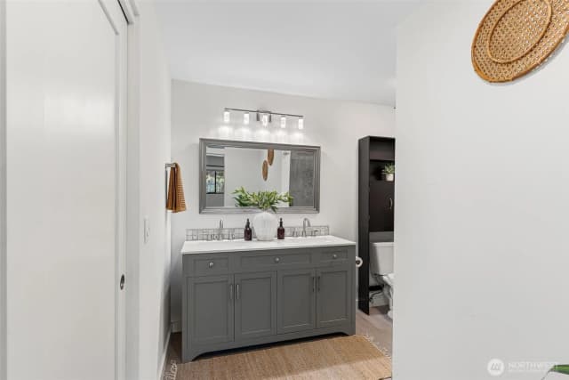 Property photo for 601 S 227th Street #205n, Des Moines photo 4