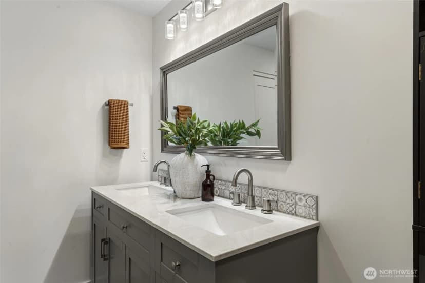 Property photo for 601 S 227th Street #205n, Des Moines photo 5
