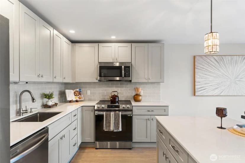 Property photo for 601 S 227th Street #205n, Des Moines photo 11