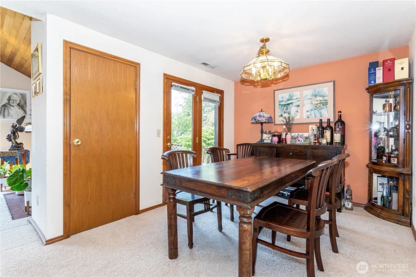 Property photo for 2317 214th Place Sw, Brier photo 9