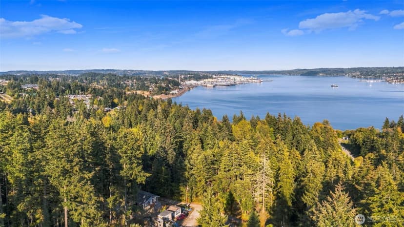 Property photo for 2389 Viking Street W, Bremerton photo 27