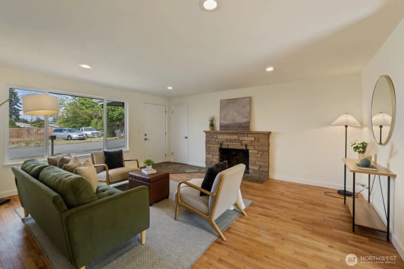 Property photo for 782 Lynnwood Avenue Ne, Renton photo 6