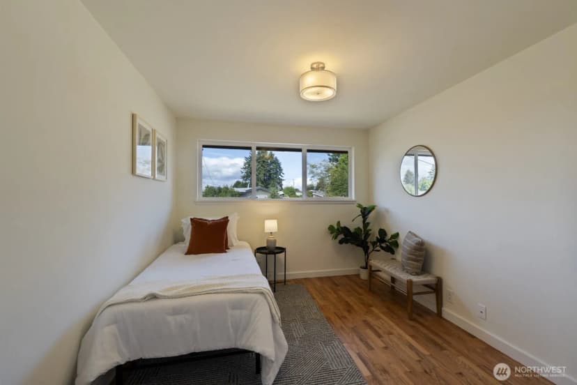 Property photo for 782 Lynnwood Avenue Ne, Renton photo 14