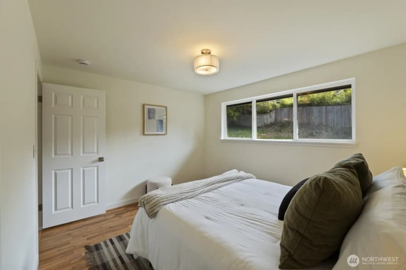 Property photo for 782 Lynnwood Avenue Ne, Renton photo 21