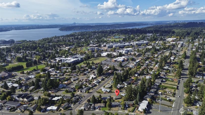 Property photo for 782 Lynnwood Avenue Ne, Renton photo 33