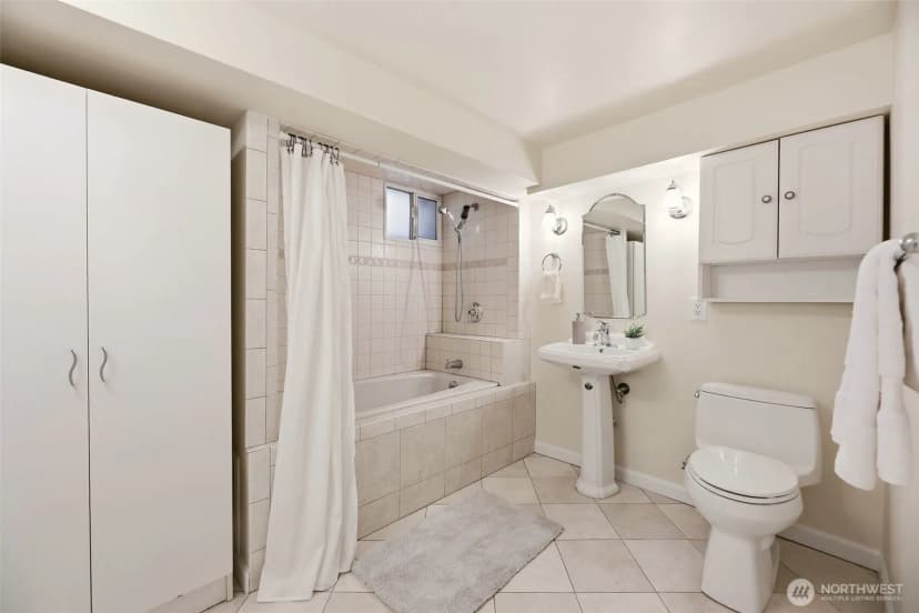 Property photo for 18007 Andover Street, Edmonds photo 25