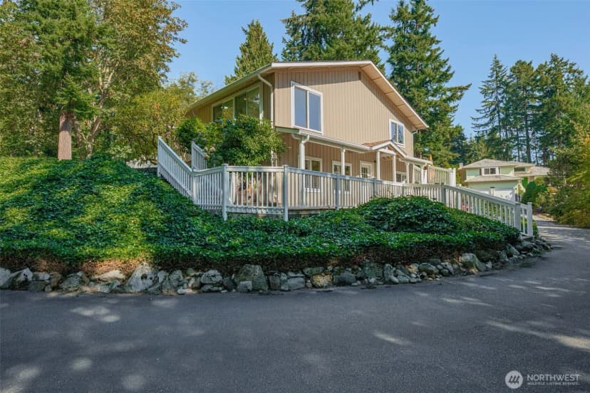 Property photo for 18007 Andover Street, Edmonds photo 4