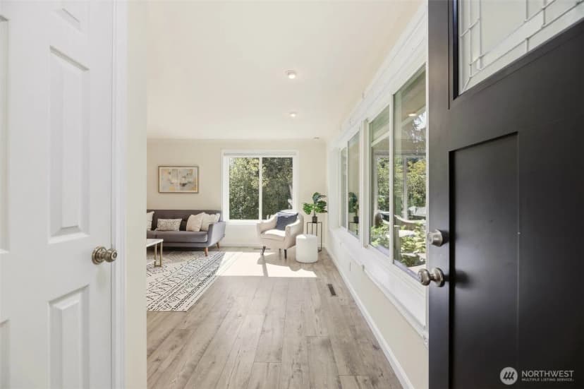 Property photo for 18007 Andover Street, Edmonds photo 6