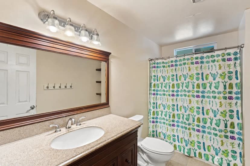 Property photo for 27054 124th Avenue Se, Kent photo 19